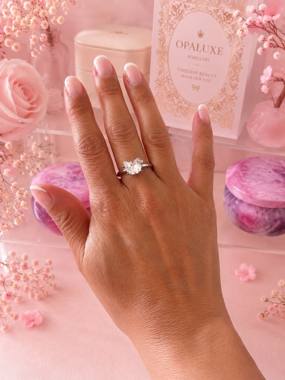 Hello Kitty Crystal Ring