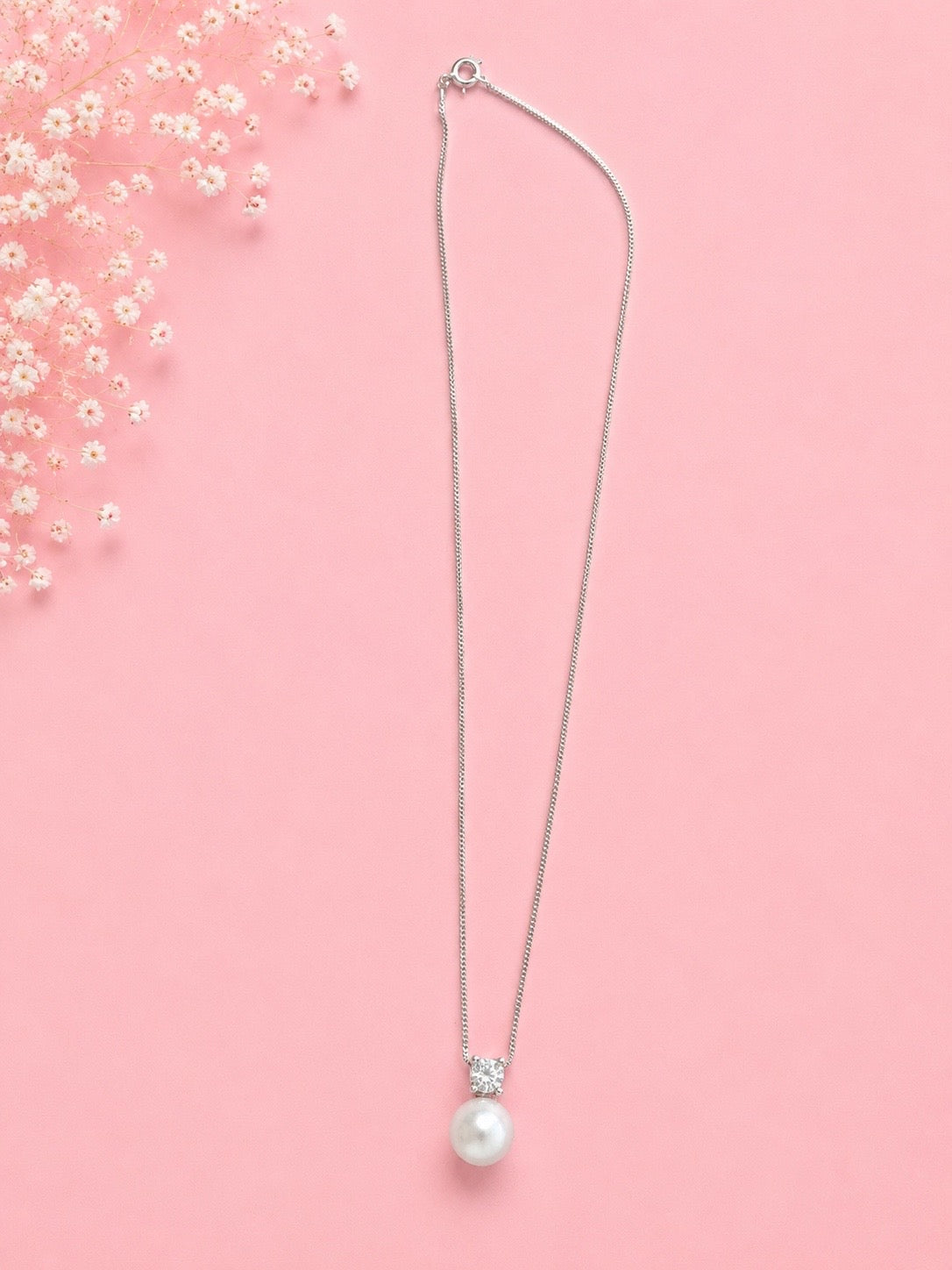 Pearl Elegance Necklace