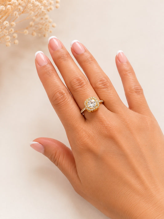 Halo Sparkle Ring